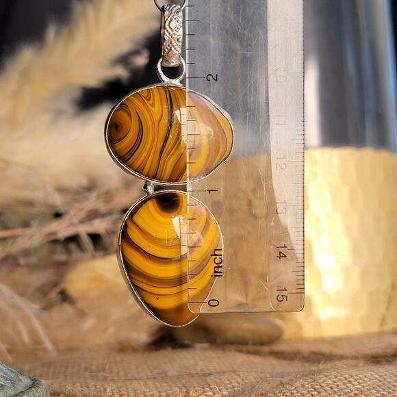 Earthy Sterling Silver Tiger’s Eye Pendant – Warm and Golden Glow - Picture 5 of 10